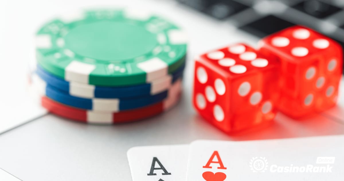 オンライン ポーカーと標準ポーカー - 違いは何ですか?